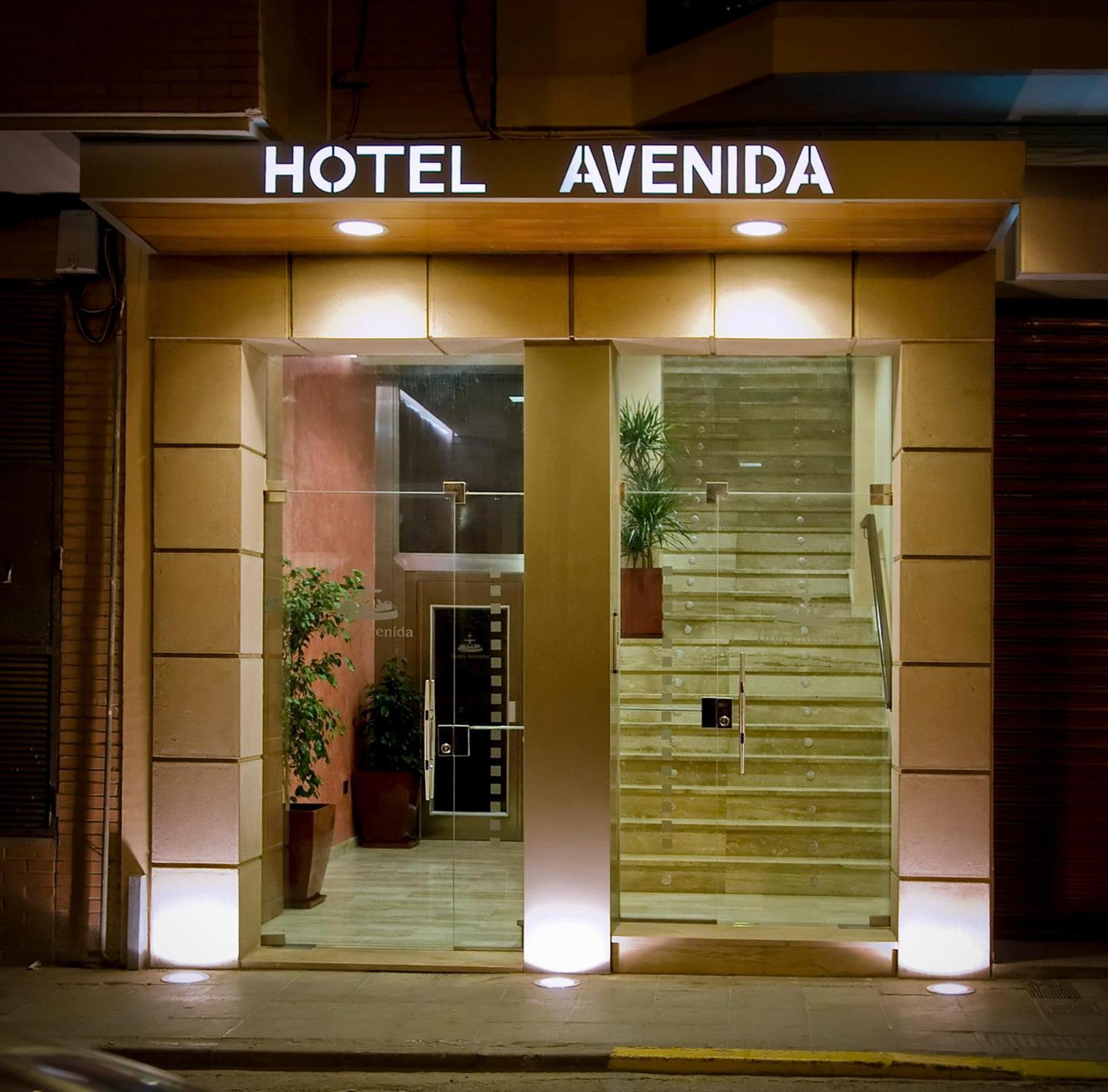 Hotel Avenida เรเกนา ภายนอก รูปภาพ